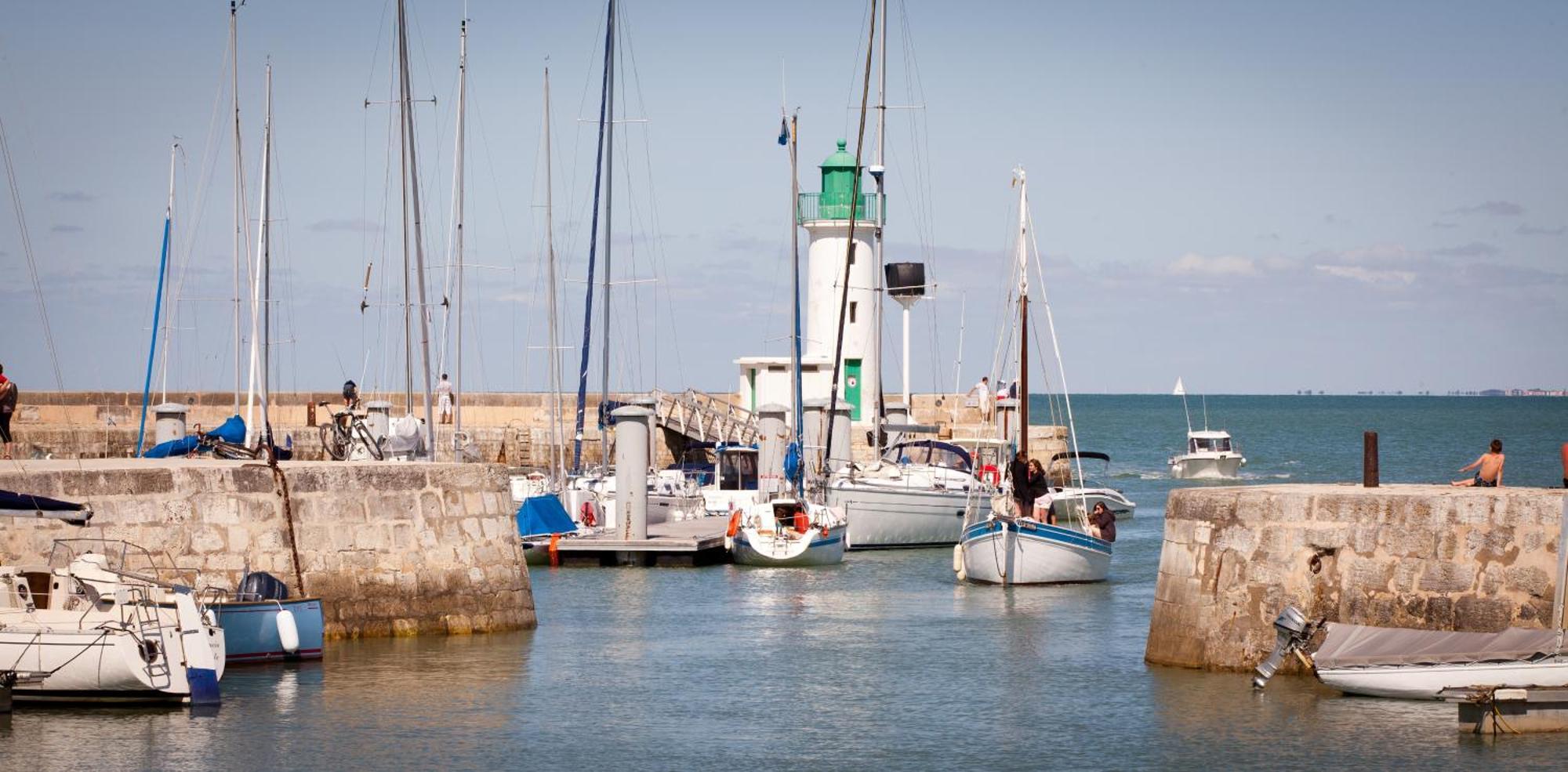 Camping Les Peupliers La Flotte Luaran gambar