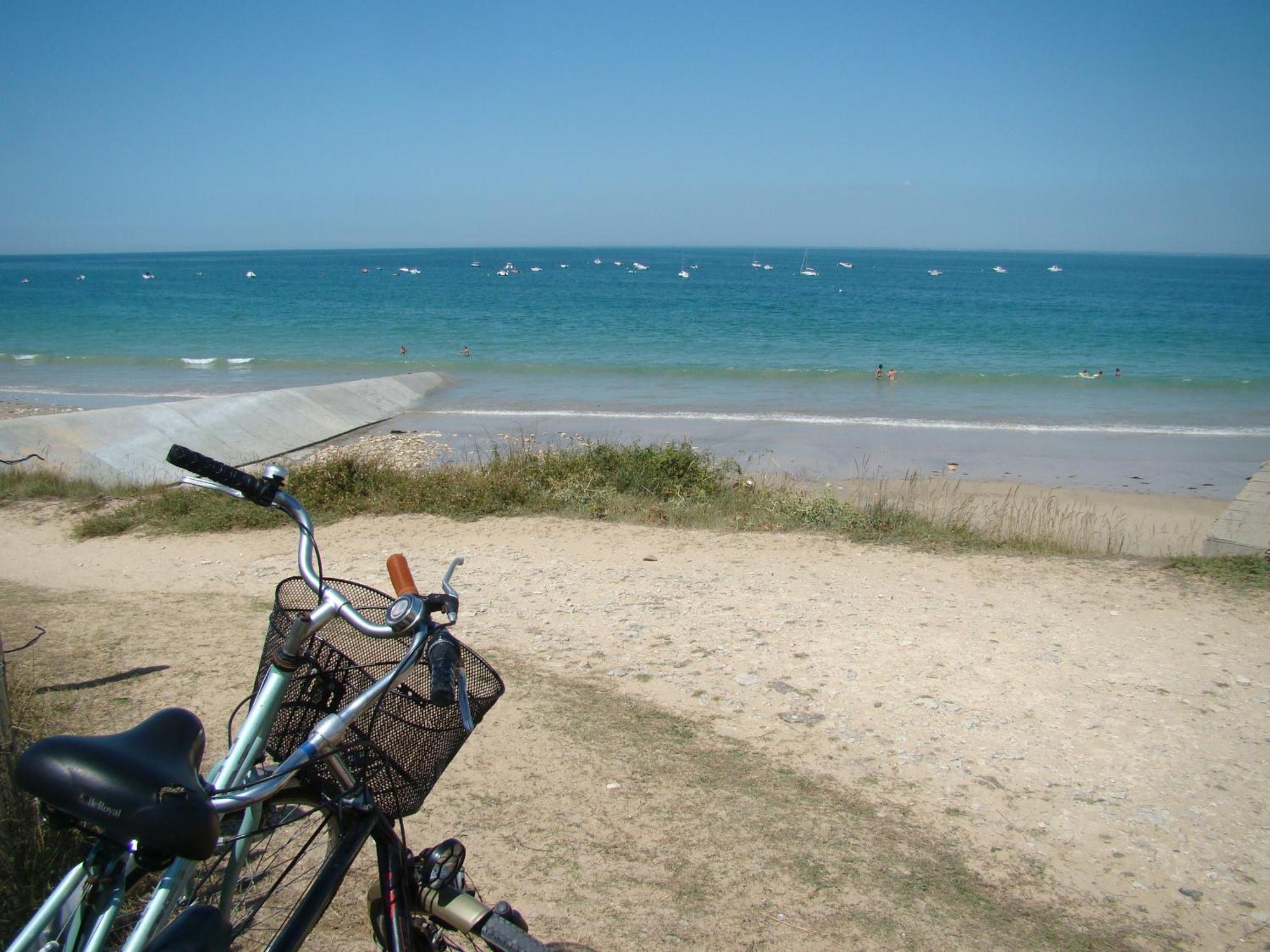 Camping Les Peupliers La Flotte Luaran gambar